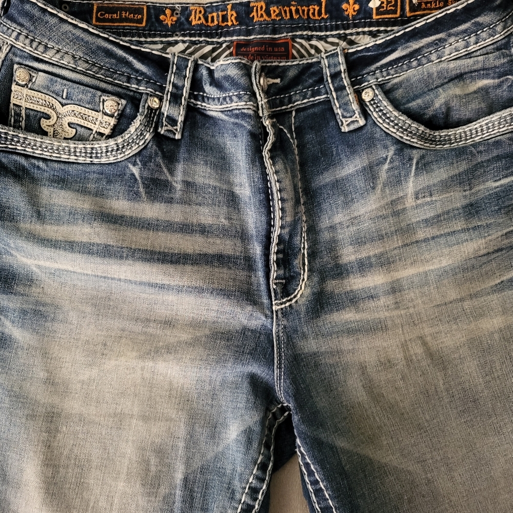 Women's Rock Revival Jeans